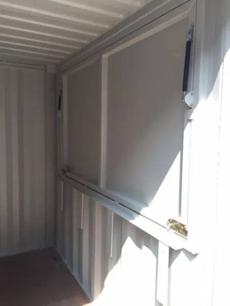 10ft Bar Container — view 2