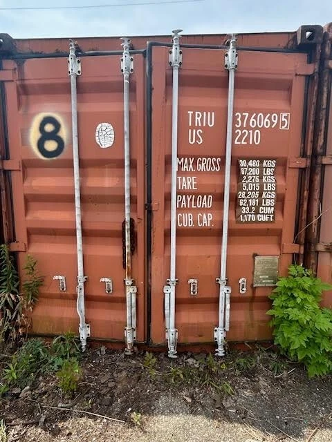 20 Shipping and Storage Containers – 8 Units Available — view 5