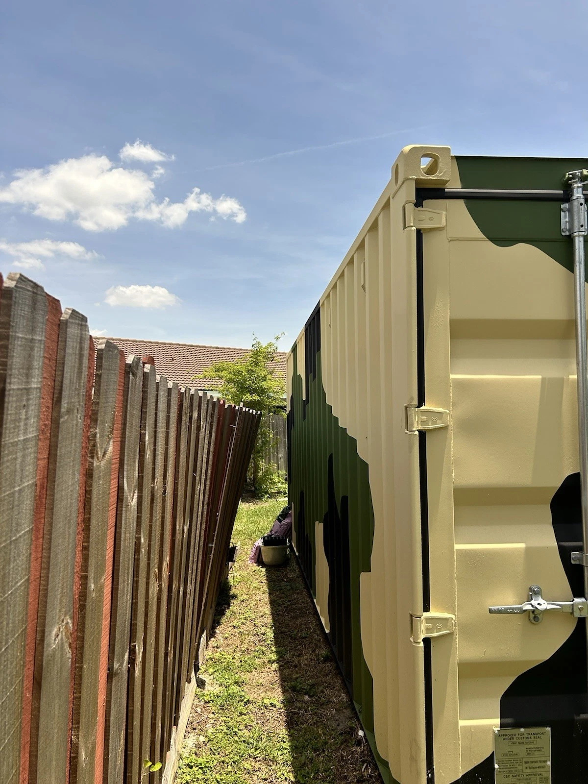 20ft Camouflage Storage Container – Wind & Water Tight — view 4
