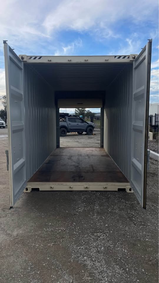 20ft HC Shipping Container with Rollup Door – Extra Height, Secure & Easy Access — view 2
