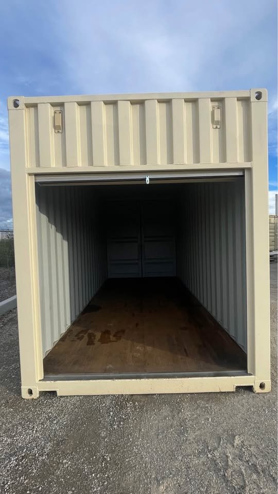 20ft HC Shipping Container with Rollup Door – Extra Height, Secure & Easy Access — view 3