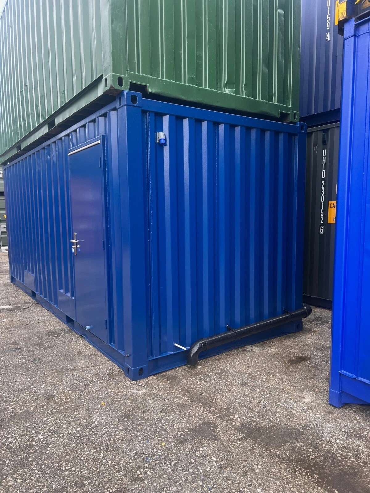 20ft x 8ft Shipping Container Toilet Block – Reading — view 3