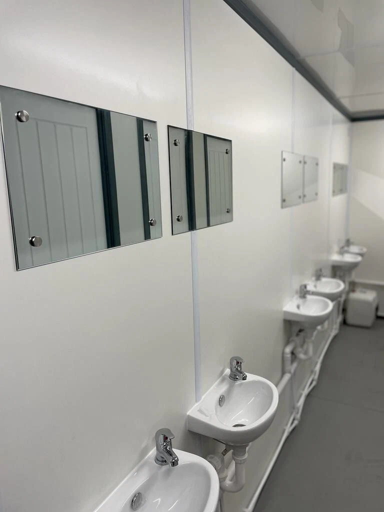 20ft x 8ft Shipping Container Toilet Block – Reading — view 10