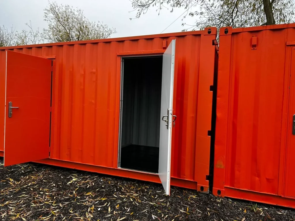 40ft x 8ft shipping container Multistore — view 6