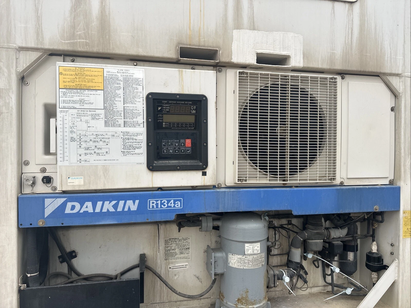 Daikin 40ft Refrigerated Shipping Container (Reefer) — view 5